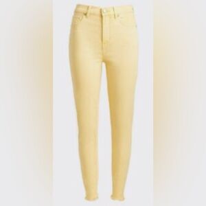 LOFT‎ High Waist Skinny Crop Frayed Hem Jeans in Butter Yellow. Size 28/6. NWOT.